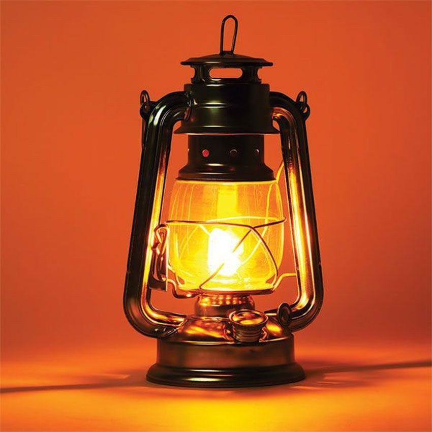 Горючее в лампе. Керосиновая лампа примус. Первая керосиновая лампа 1853. Керосиновая лампа bat 158. Керосиновая лампа Globus 107.
