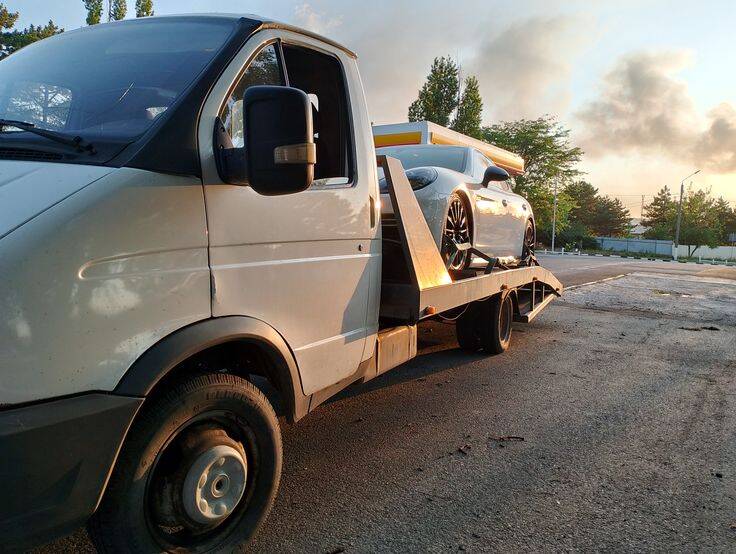 Почему в современных автомобилях всё реже встречается полноценное запасное колесо